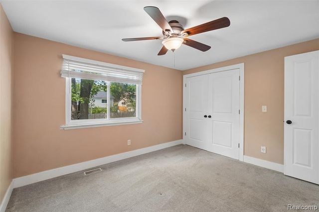 5752 Sunset Trail, Ypsilanti, MI 48197
