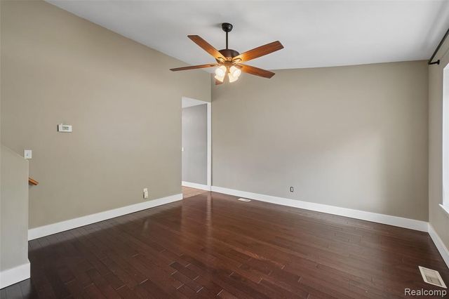 5752 Sunset Trail, Ypsilanti, MI 48197