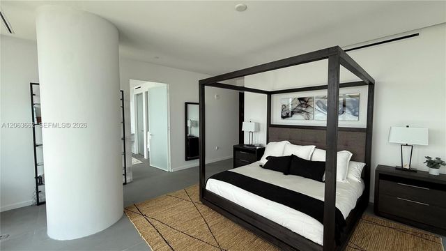 2000 S Ocean Dr 22B, Hallandale Beach, FL 33009