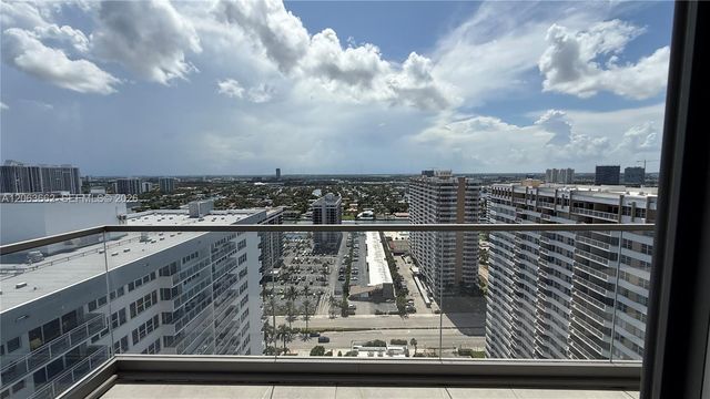 2000 S Ocean Dr 22B, Hallandale Beach, FL 33009