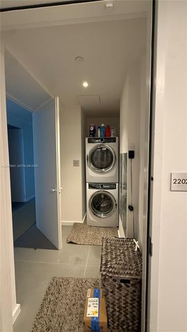 2000 S Ocean Dr 22B, Hallandale Beach, FL 33009