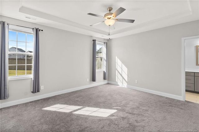 1664 Seattle Slew Lane, Hope Mills, NC 28348