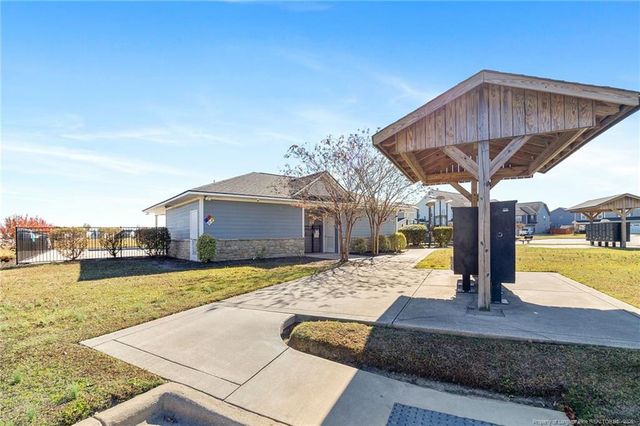 1664 Seattle Slew Lane, Hope Mills, NC 28348