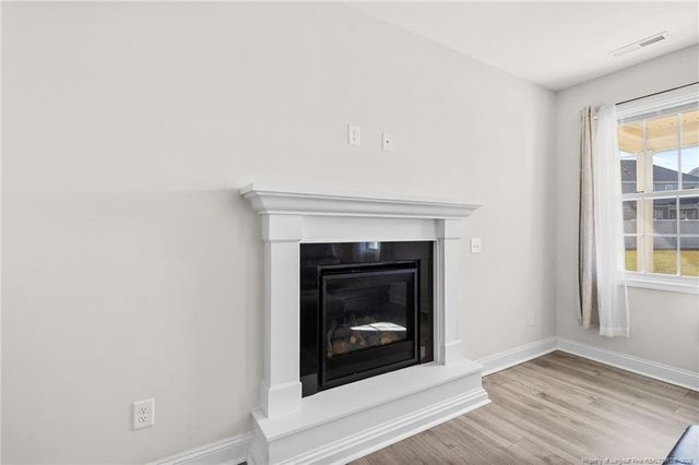 1664 Seattle Slew Lane, Hope Mills, NC 28348