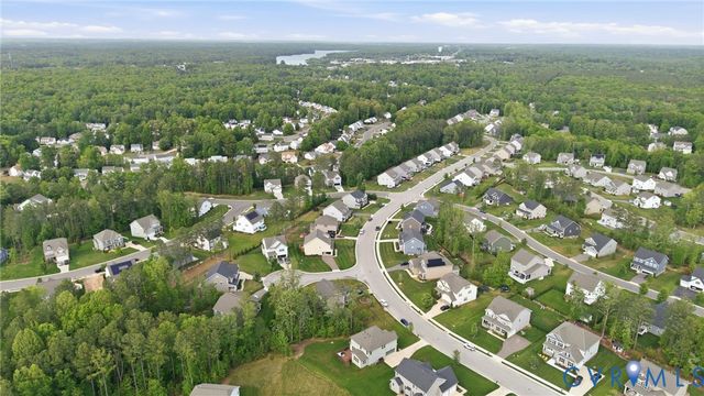 8212 Hartridge Dr, Chesterfield, VA 23832
