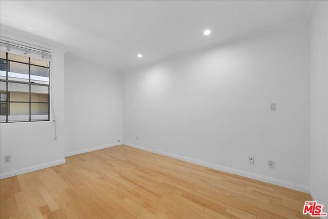 740 N Kings Road 114, West Hollywood, CA 90069