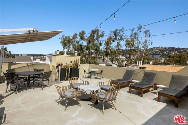 740 N Kings Road 114, West Hollywood, CA 90069