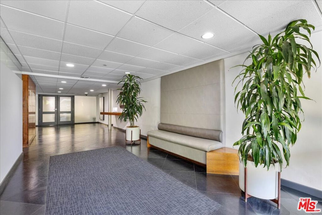 740 N Kings Road 114, West Hollywood, CA 90069 — photo 3