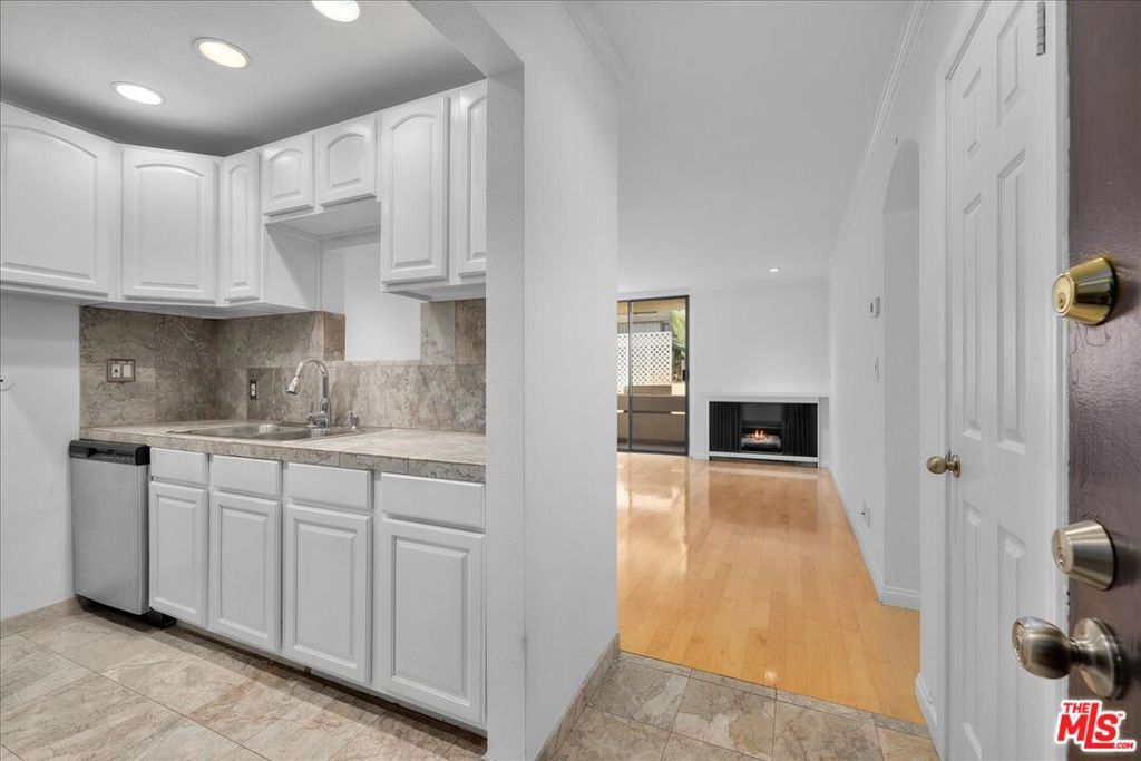 740 N Kings Road 114, West Hollywood, CA 90069 — photo 4
