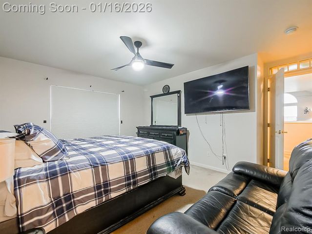 23461 Williamsburg Circle, Woodhaven, MI 48183