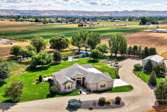 1795 W Black Canyon Hwy, Emmett, ID 83617