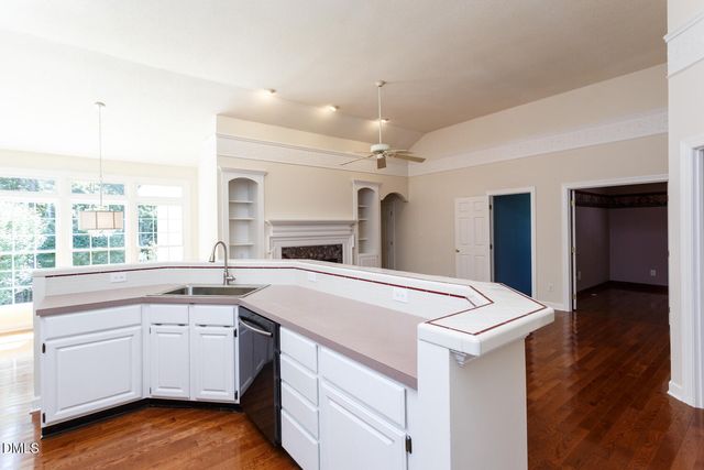 1823 Grande Oaks Road, Durham, NC 27712