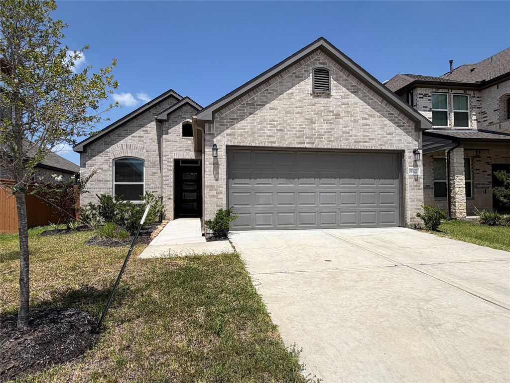 27122 Peaceful Cove Drive, Katy, TX 77493