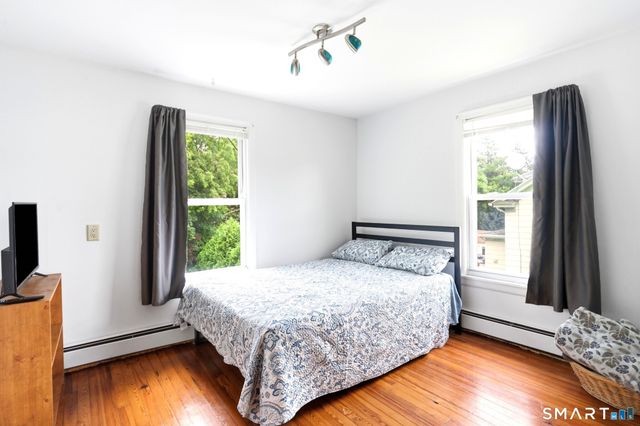 13 Snowden Street, Waterford, CT 06385