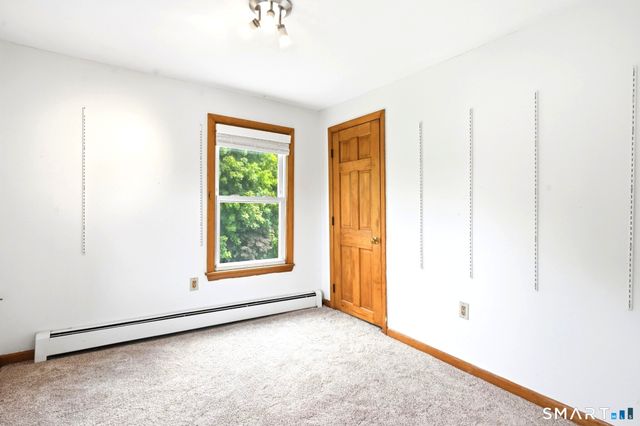 13 Snowden Street, Waterford, CT 06385