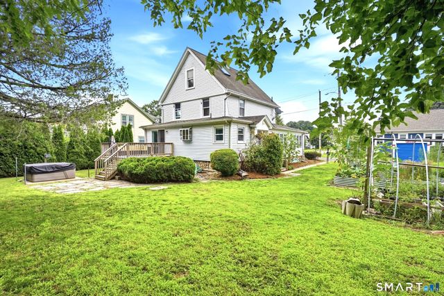 13 Snowden Street, Waterford, CT 06385