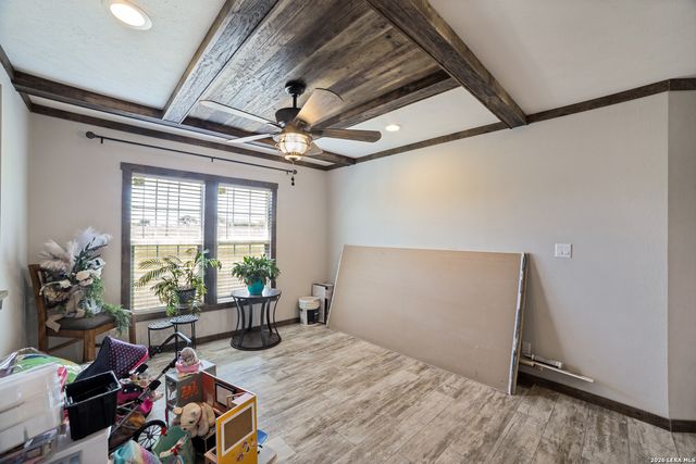 20353 Senior Rd, Von Ormy, TX 78073