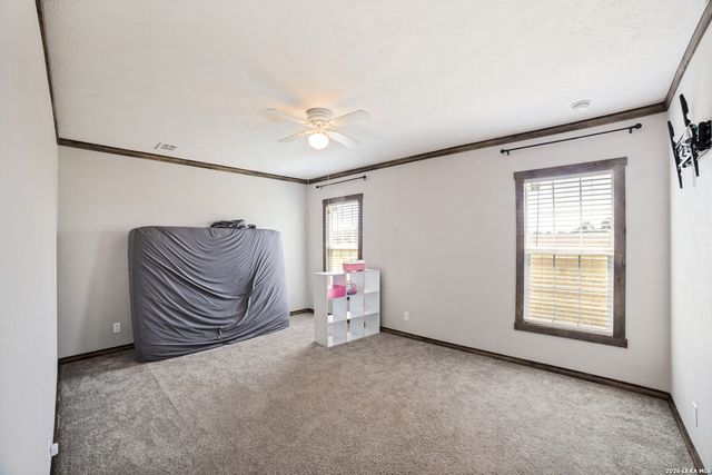 20353 Senior Rd, Von Ormy, TX 78073