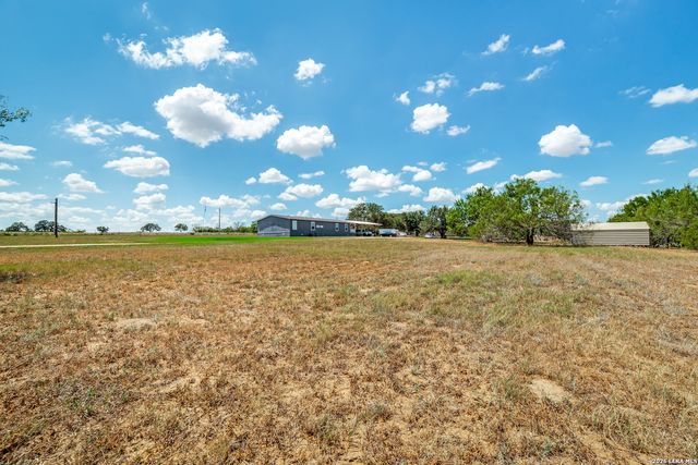 20353 Senior Rd, Von Ormy, TX 78073