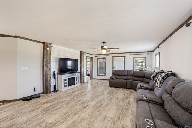 20353 Senior Rd, Von Ormy, TX 78073