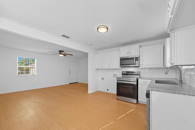 708 Union Avenue, Bonham, TX 75418