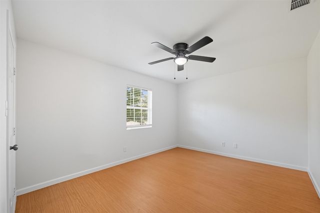 708 Union Avenue, Bonham, TX 75418