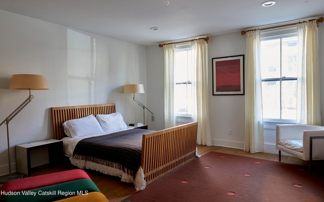 125 Warren Street, Hudson, NY 12534