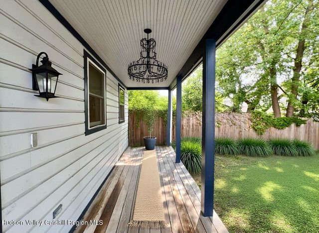 125 Warren Street, Hudson, NY 12534