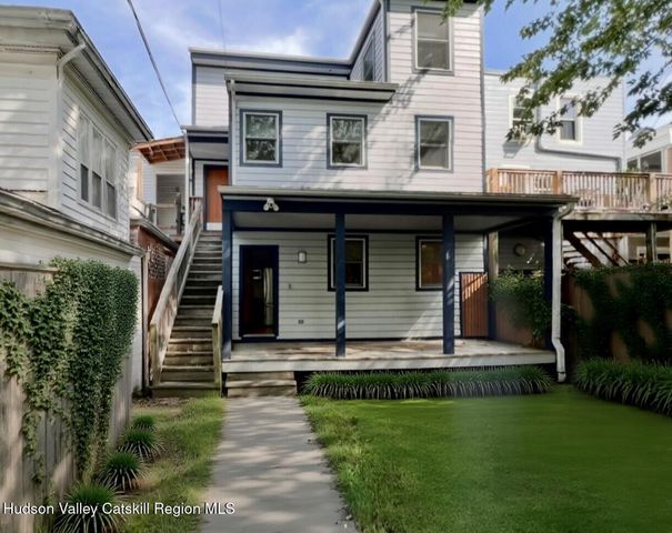 125 Warren Street, Hudson, NY 12534