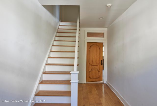 125 Warren Street, Hudson, NY 12534