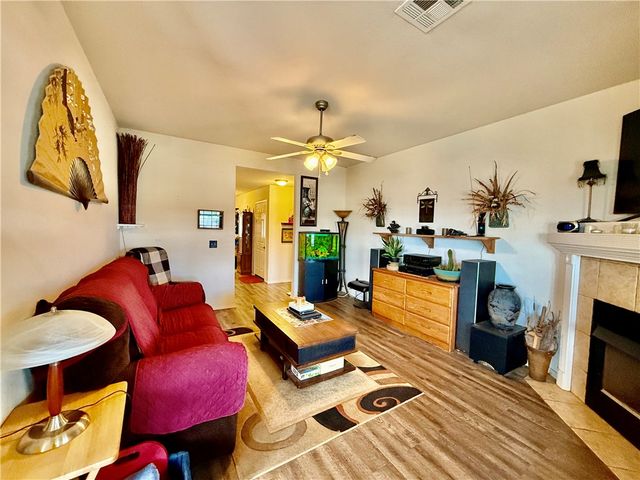 510 Maplewood Drive, Centerton, AR 72719
