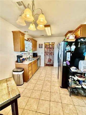 510 Maplewood Drive, Centerton, AR 72719