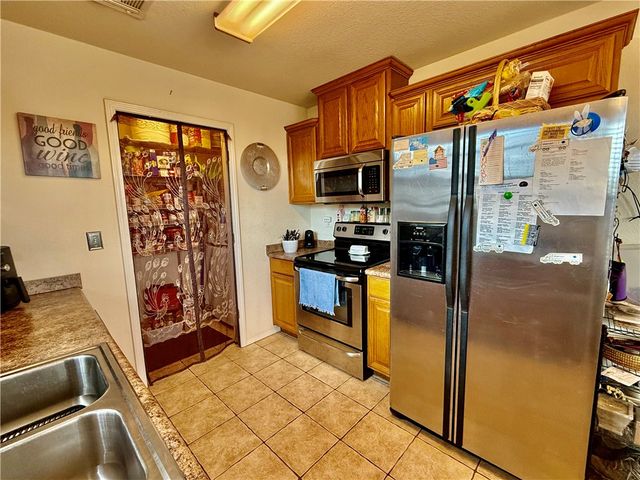 510 Maplewood Drive, Centerton, AR 72719