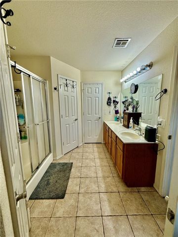 510 Maplewood Drive, Centerton, AR 72719