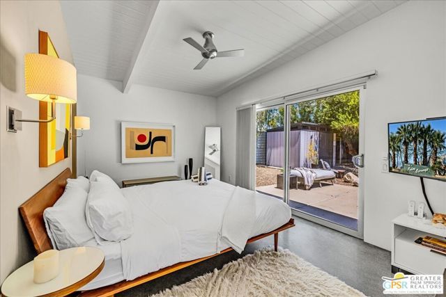 1910 N Berne Drive, Palm Springs, CA 92262