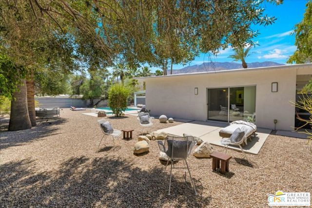 1910 N Berne Drive, Palm Springs, CA 92262