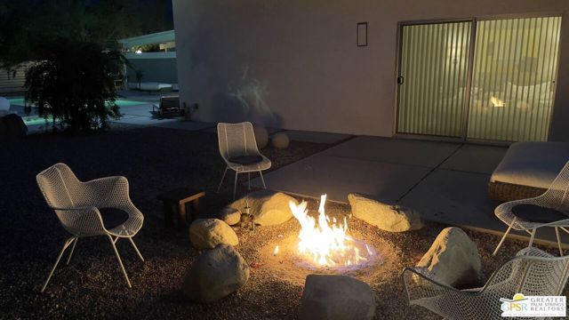 1910 N Berne Drive, Palm Springs, CA 92262