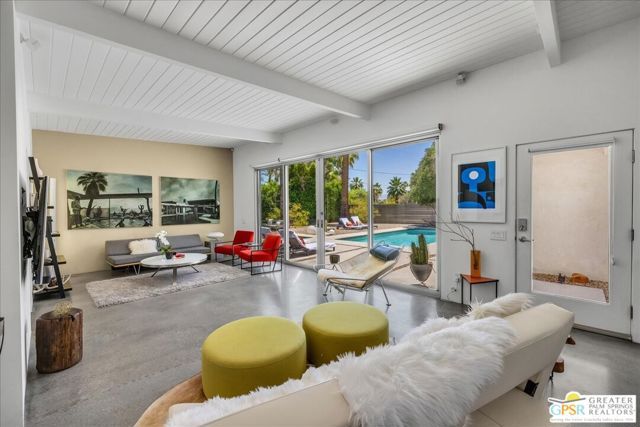 1910 N Berne Drive, Palm Springs, CA 92262