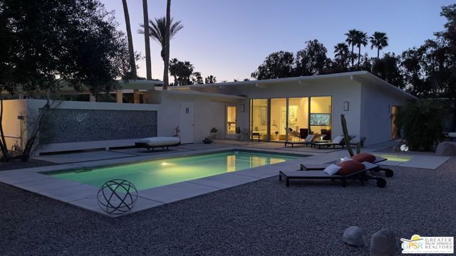 1910 N Berne Drive, Palm Springs, CA 92262