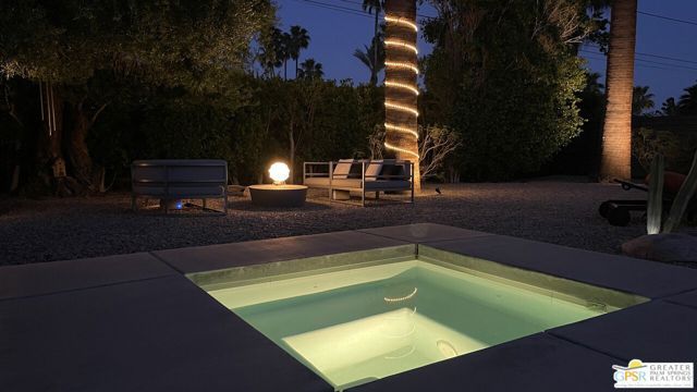 1910 N Berne Drive, Palm Springs, CA 92262