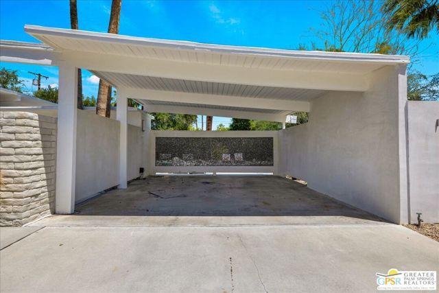 1910 N Berne Drive, Palm Springs, CA 92262