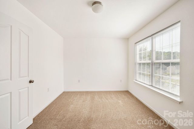 1429 River Run Road, Lowell, NC 28098