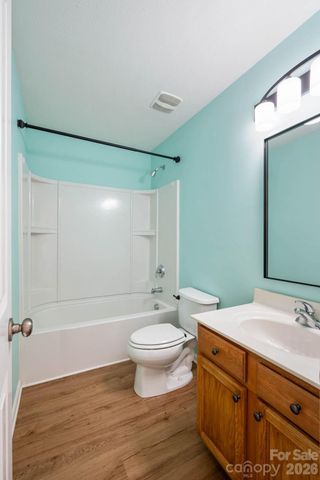 1429 River Run Road, Lowell, NC 28098