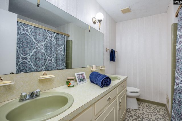 112 Longview Road, West Columbia, SC 29169