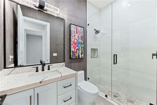 7884 Valencia CT, Naples, FL 34113