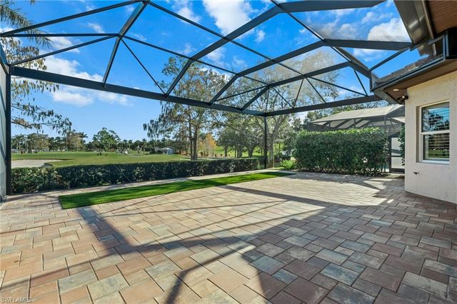 7884 Valencia CT, Naples, FL 34113