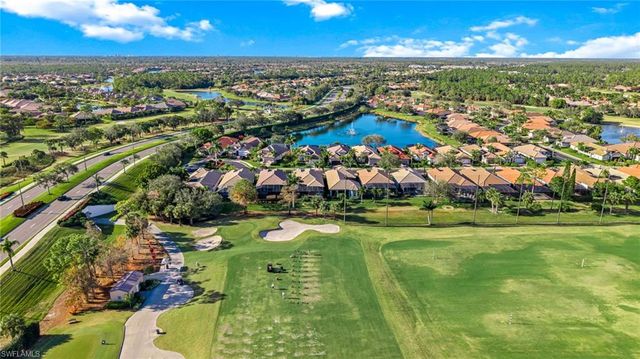 7884 Valencia CT, Naples, FL 34113