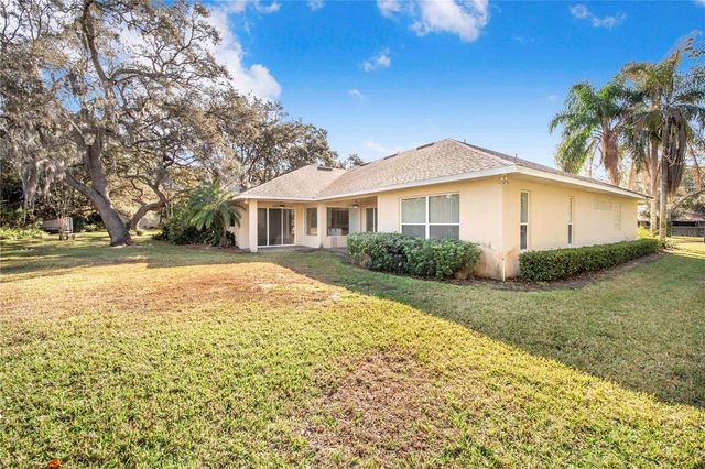 5 PINE FOREST LANE, Haines City, FL 33844