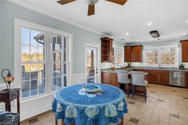 650 Beaver Lodge Circle, Reidsville, NC 27320