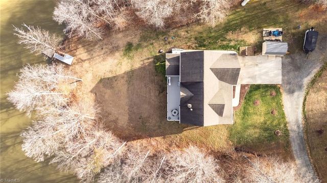 650 Beaver Lodge Circle, Reidsville, NC 27320